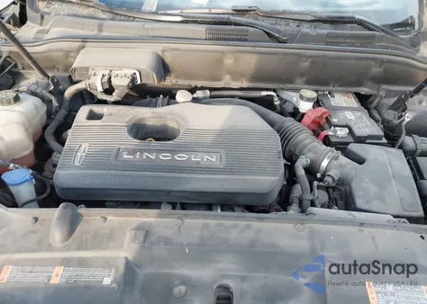 2019 Lincoln Nautilus Reserve z USA, uszkodzony, nr VIN 2LMPJ6L90KBL16914